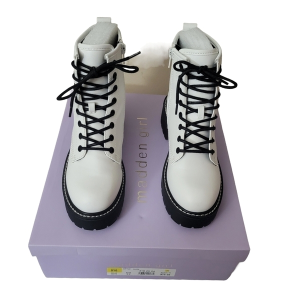 madden girl Women's Carra Platform Combat Boots•5 - Picture 8 of 12